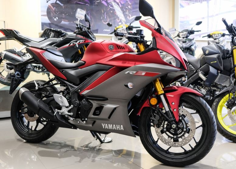 Yamaha cho lái thử xe R3 2020 có giá bán từ 129 triệu đồng  Motosaigon